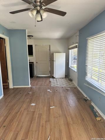 130 W Wildwood San Antonio TX 78212