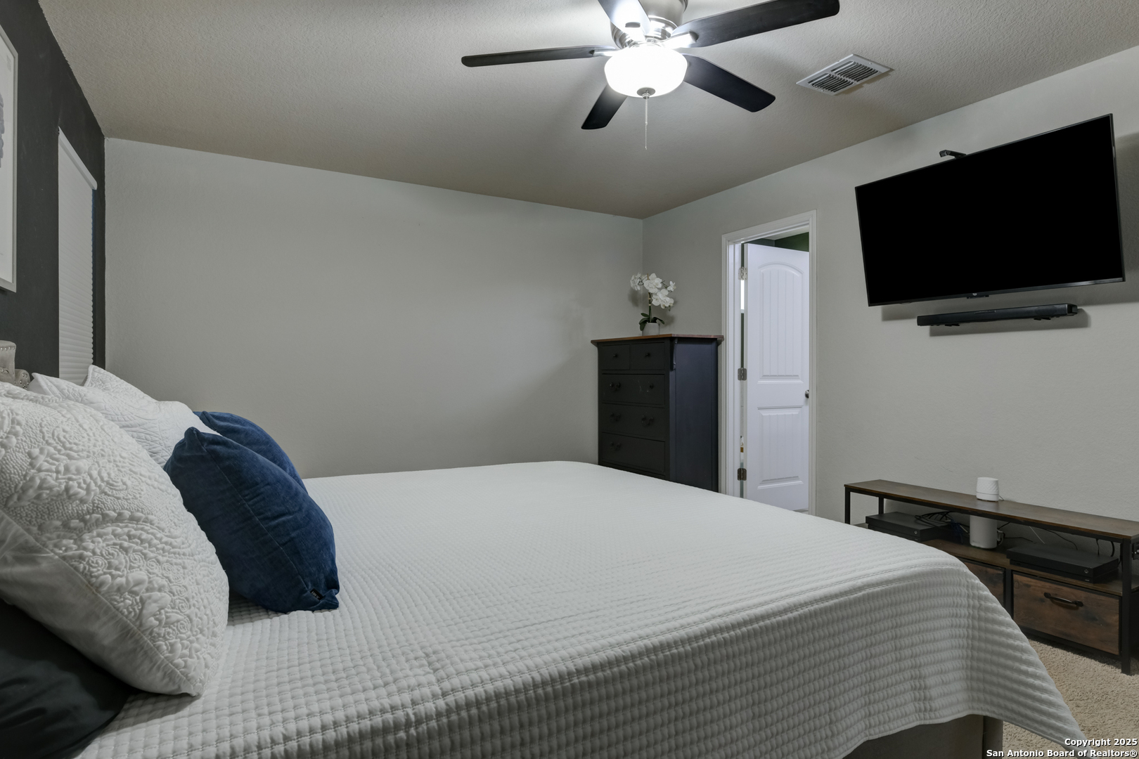 9019 Mustang Pass San Antonio TX 78254