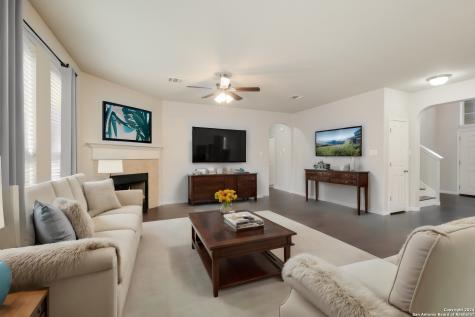 25615 Sophora San Antonio TX 78261