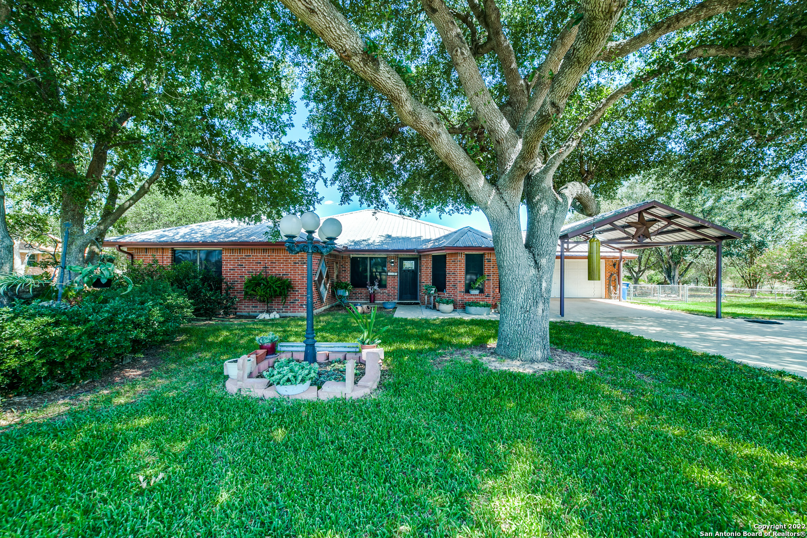 4743 Fm 775 La Vernia TX 78121