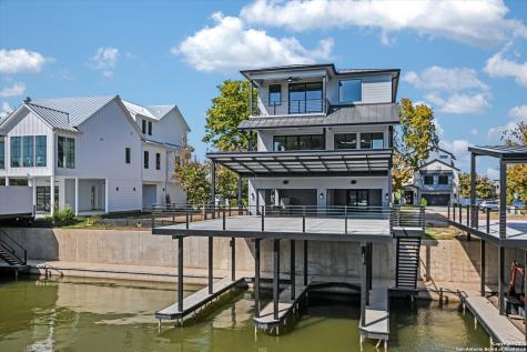 516 Lake Street Kingsland TX 78639