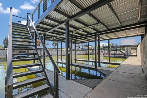 516 Lake Street Kingsland TX 78639