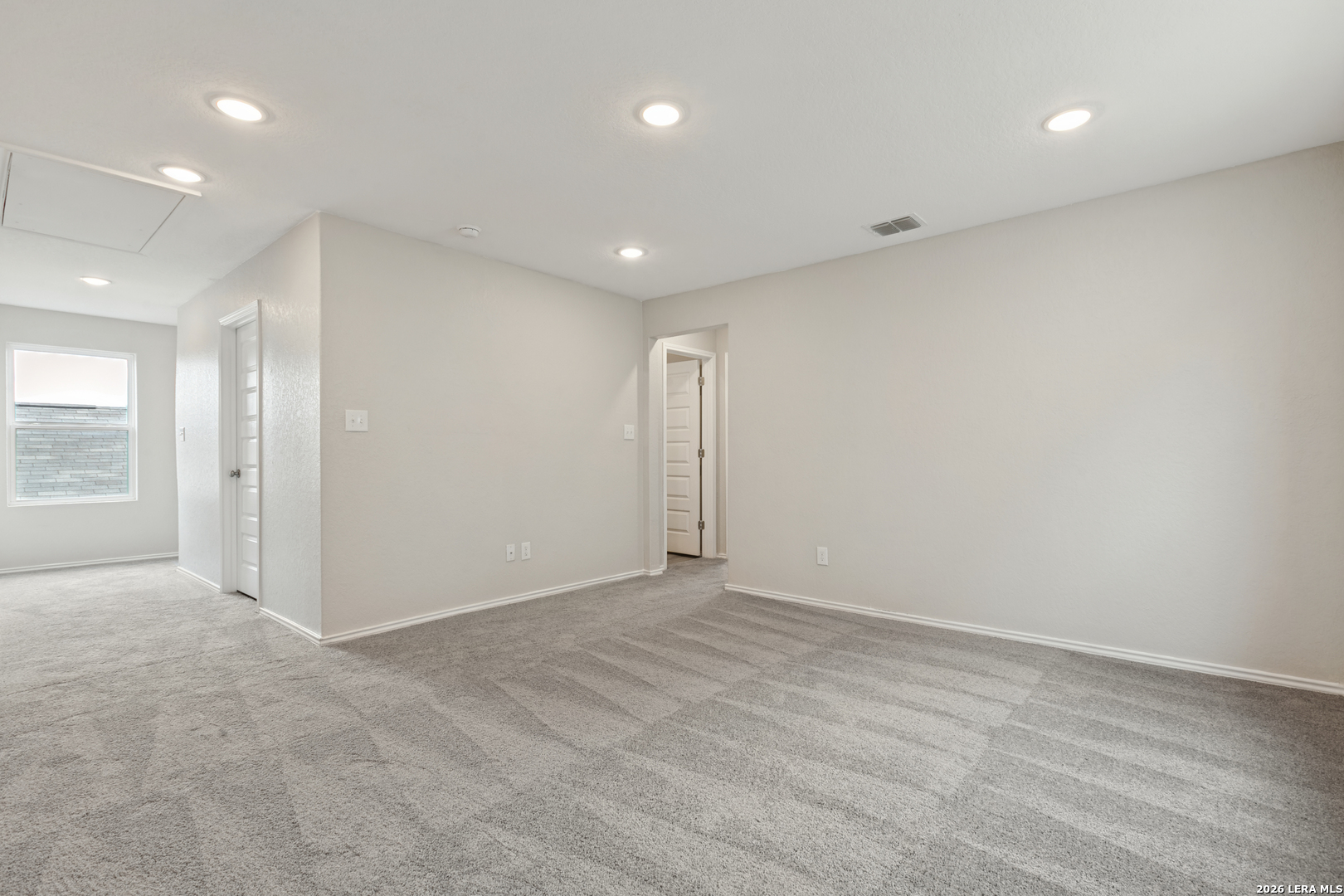 747 Corbin Bend San Antonio TX 78221