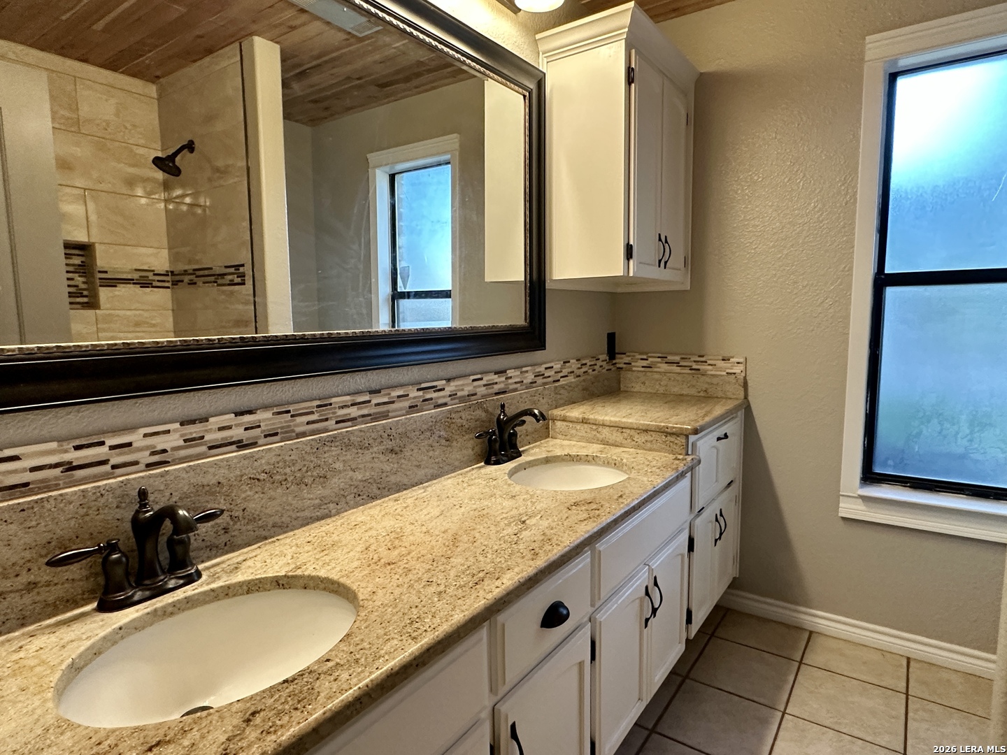 1147 Summit Crest San Antonio TX 78258