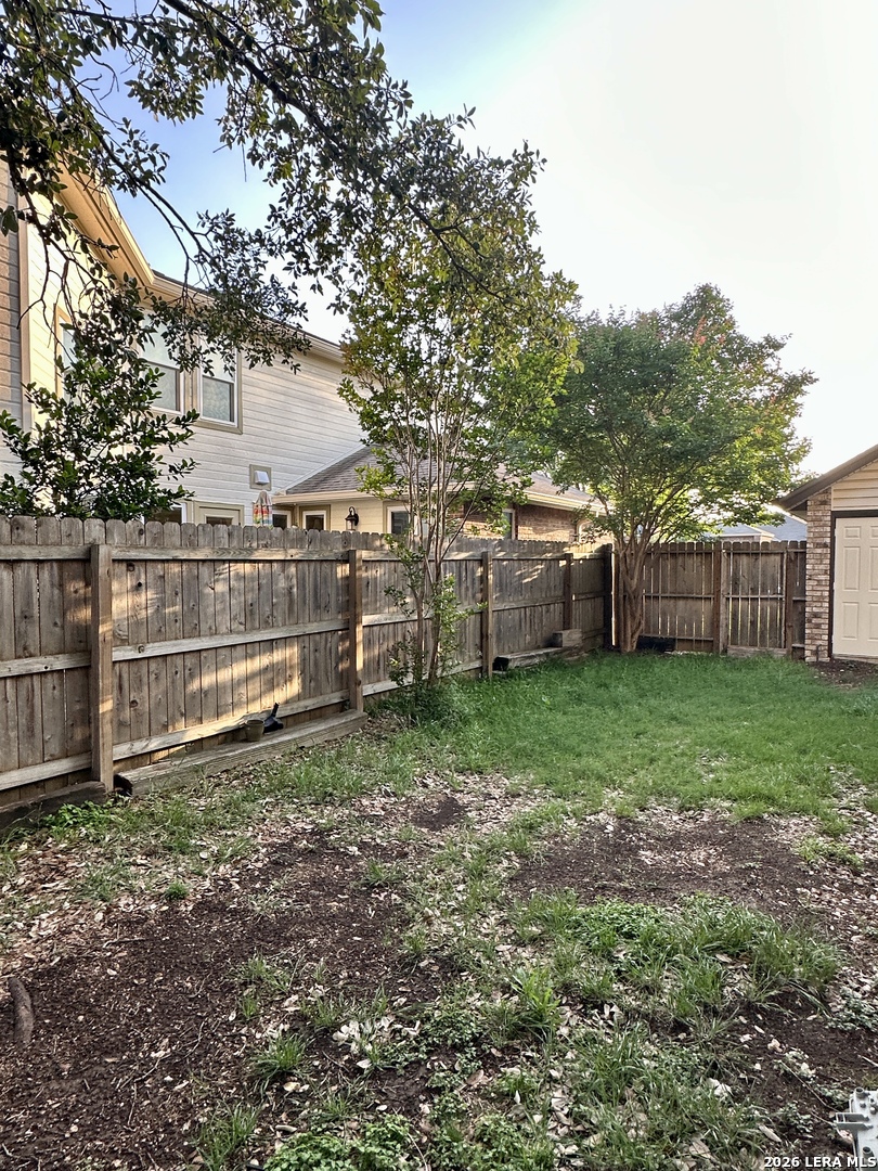 1147 Summit Crest San Antonio TX 78258