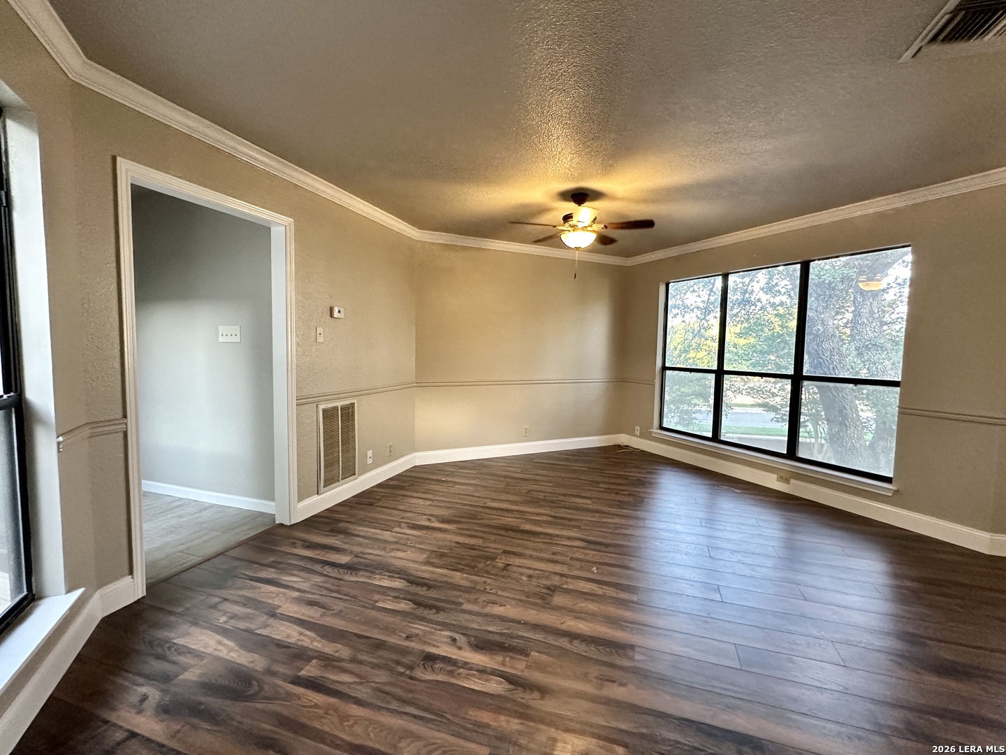 1147 Summit Crest San Antonio TX 78258