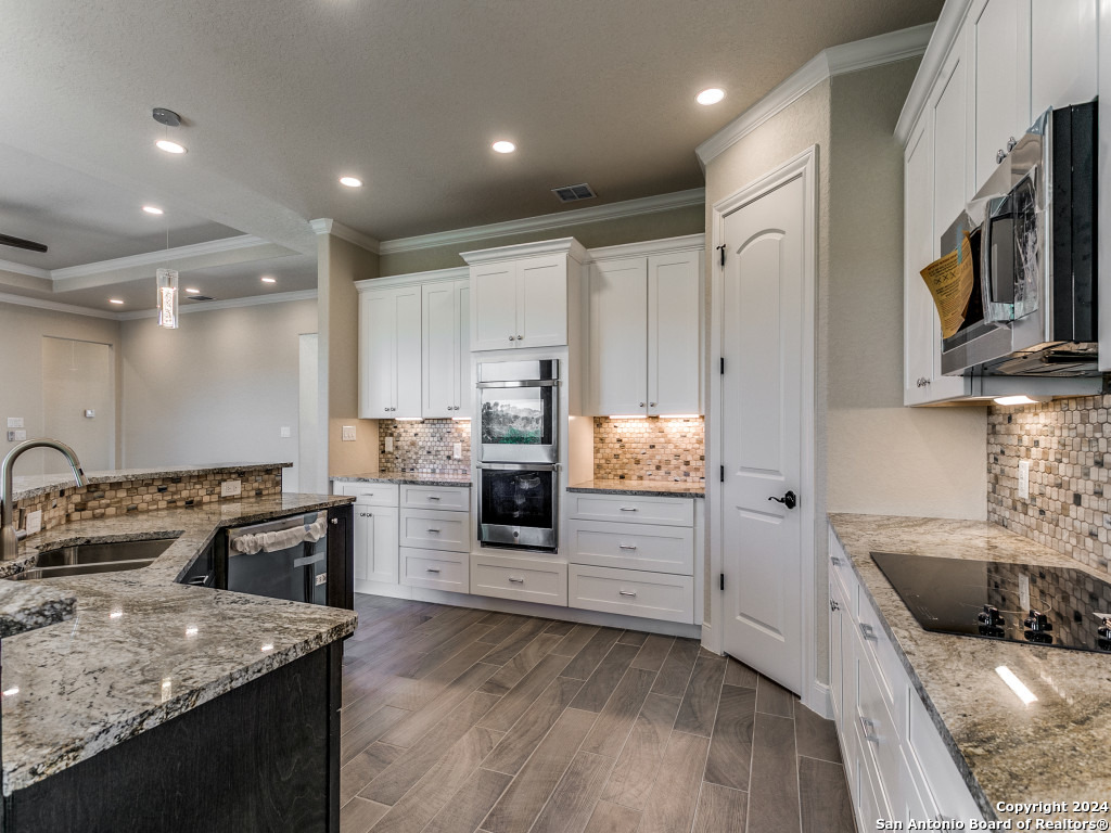 929 Moonlight Drive Canyon Lake TX 78133