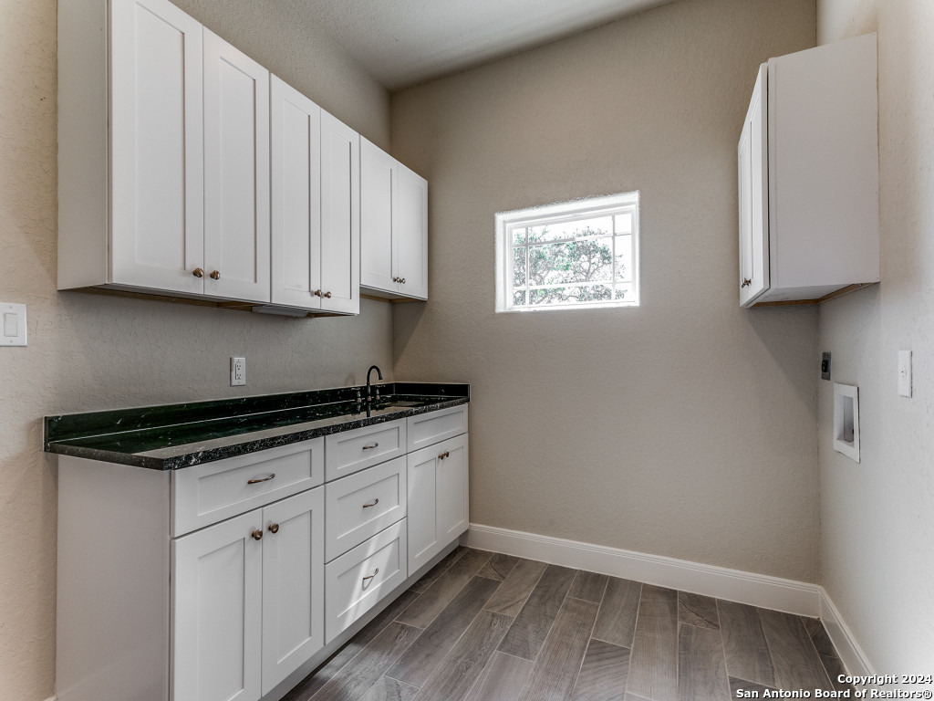 929 Moonlight Drive Canyon Lake TX 78133