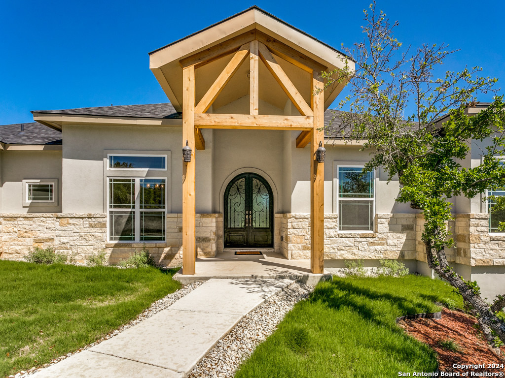 929 Moonlight Drive Canyon Lake TX 78133