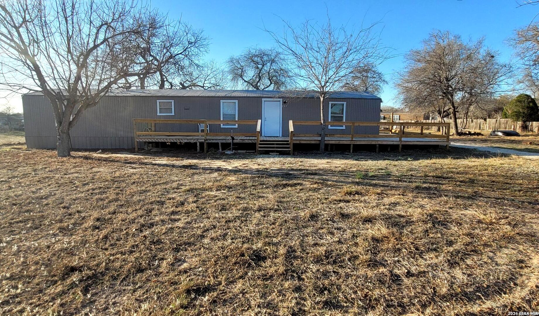 243 Creeks End Floresville TX 78114