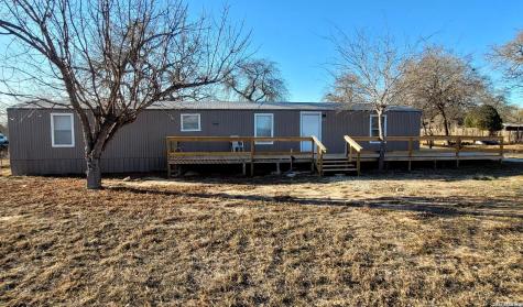 243 Creeks End Floresville TX 78114