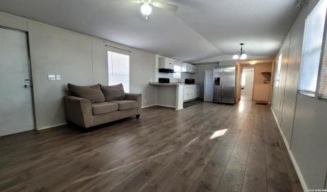 243 Creeks End Floresville TX 78114