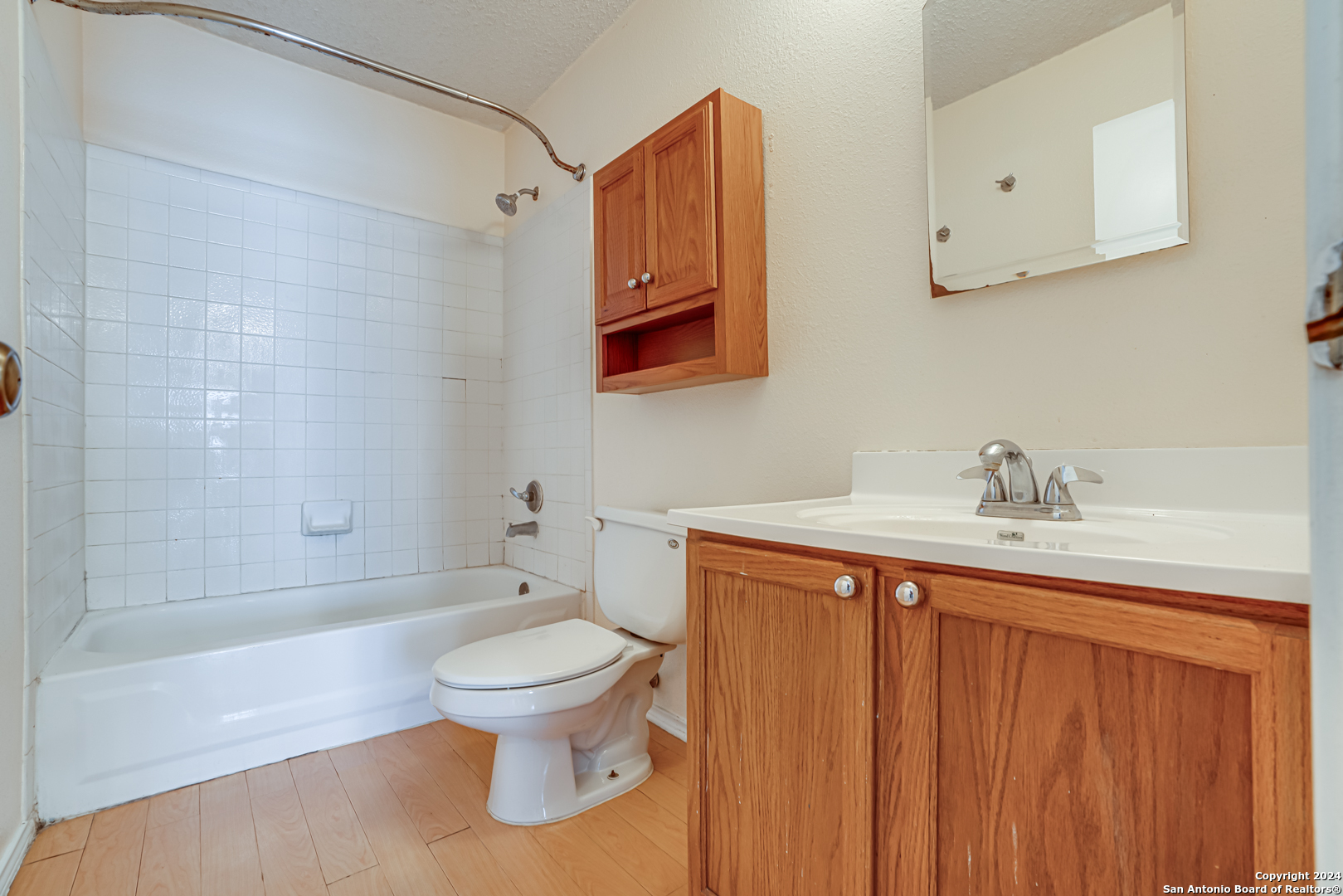 5030 Kenton Royalle San Antonio TX 78240