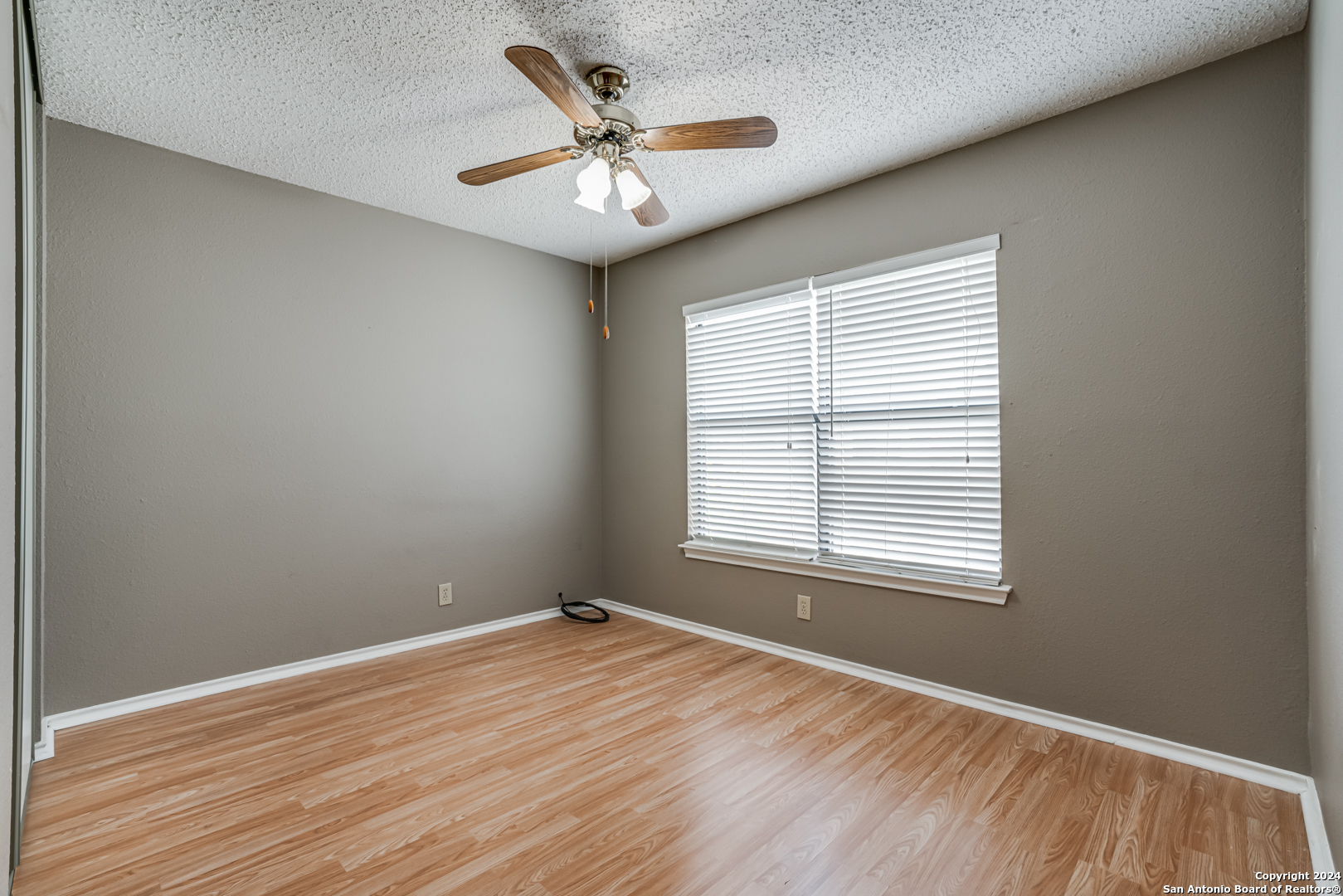 5030 Kenton Royalle San Antonio TX 78240