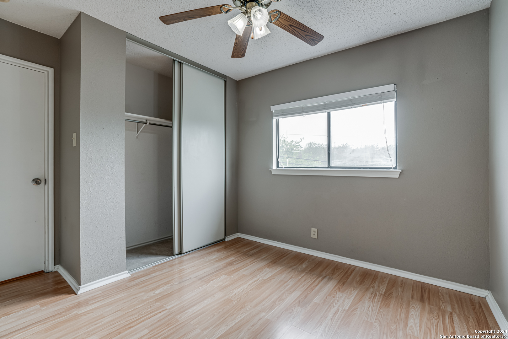 5030 Kenton Royalle San Antonio TX 78240
