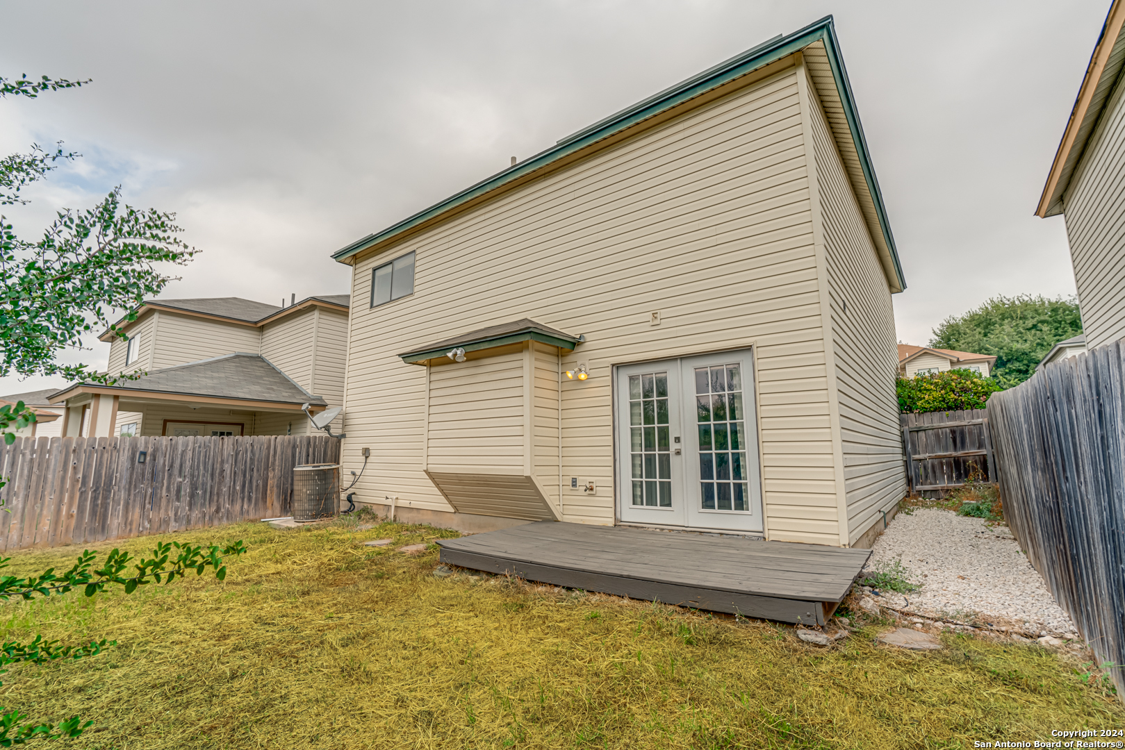 5030 Kenton Royalle San Antonio TX 78240