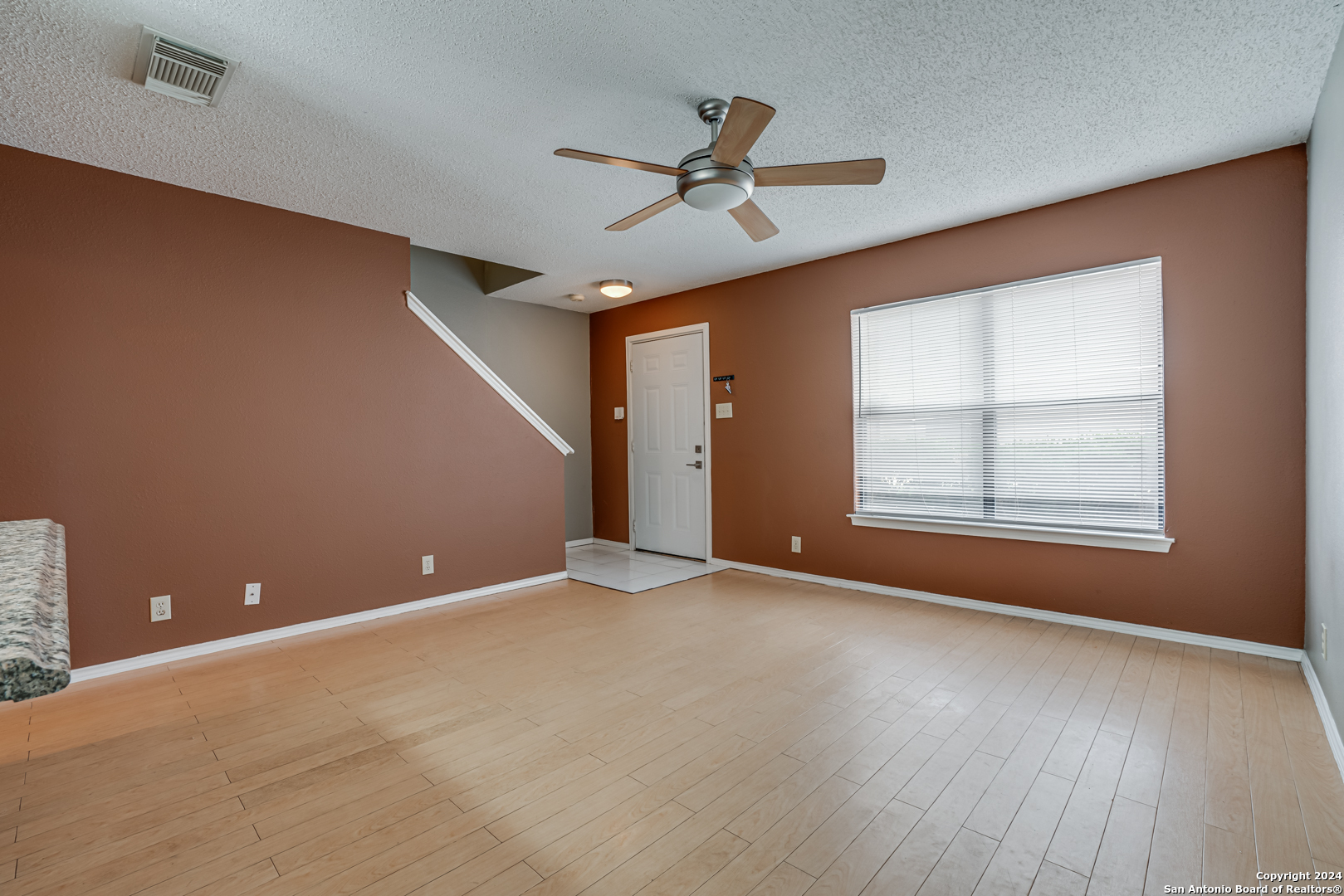 5030 Kenton Royalle San Antonio TX 78240