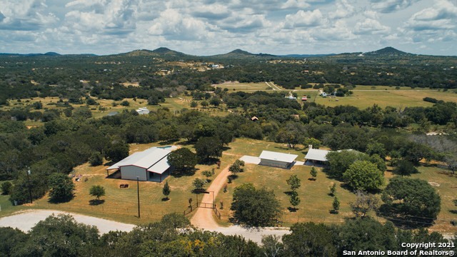 1460 Live Oak Ridge Bandera TX 78003