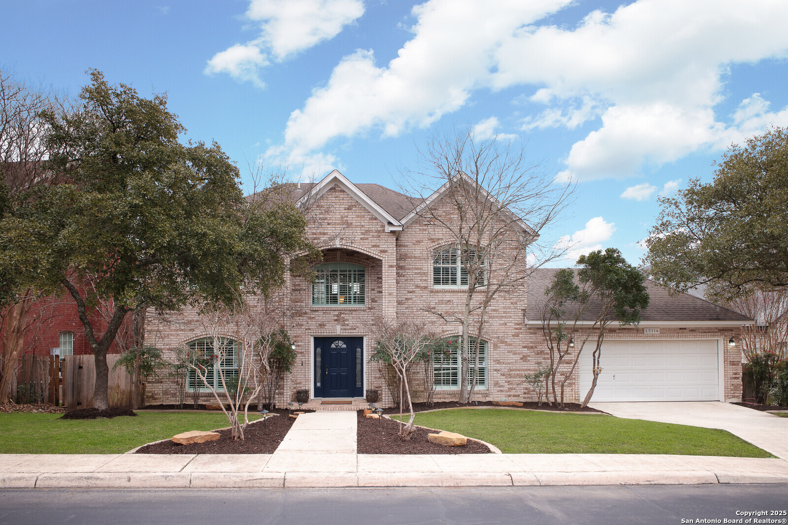 25114 Flying Arrow San Antonio TX 78258