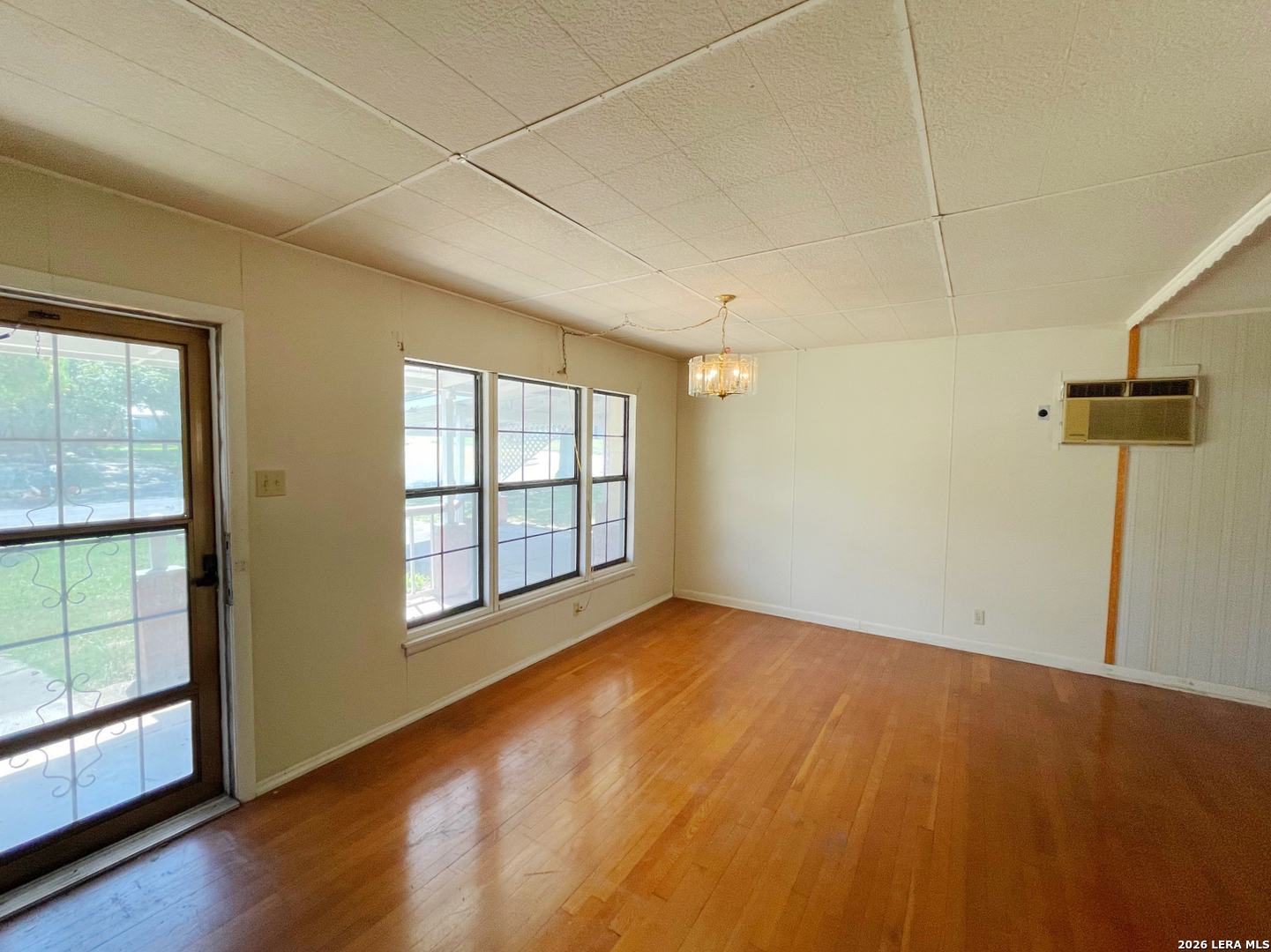 463 Wayside Drive San Antonio TX 78213