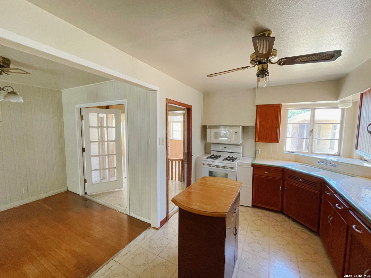 463 Wayside Drive San Antonio TX 78213