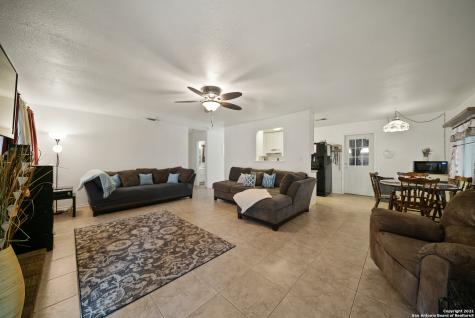 12914 Waynesboro Street San Antonio TX 78233