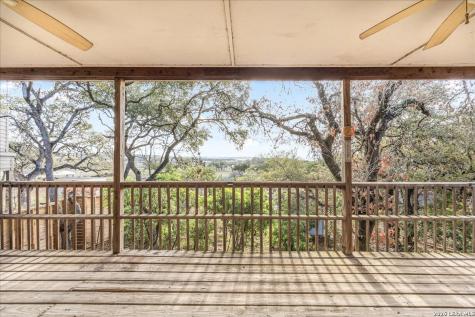 2748 Lakeshore Canyon Lake TX 78133