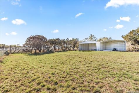 2748 Lakeshore Canyon Lake TX 78133