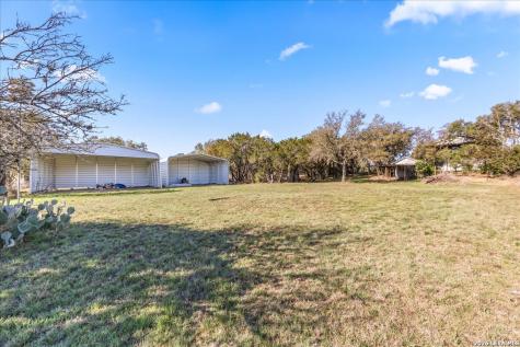 2748 Lakeshore Canyon Lake TX 78133