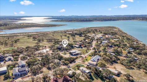2748 Lakeshore Canyon Lake TX 78133