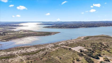 2748 Lakeshore Canyon Lake TX 78133