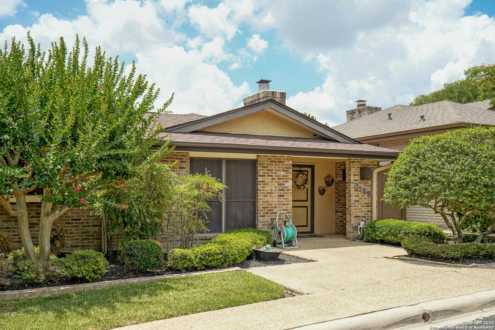 6122 Shady Creek Windcrest TX 78239