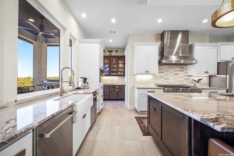 368 Butternut New Braunfels TX 78132