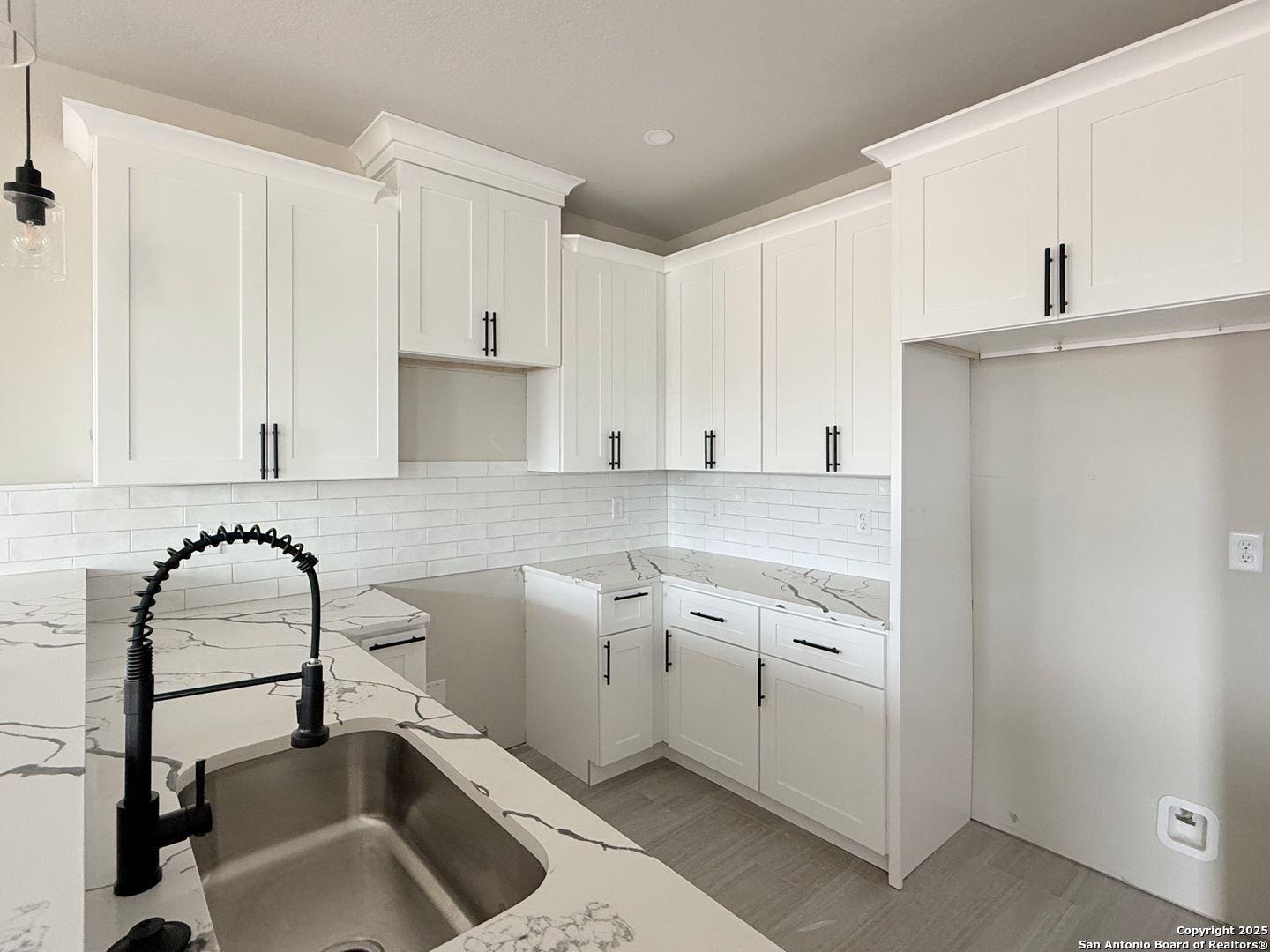 1416 Corgey Road Pleasanton TX 78064