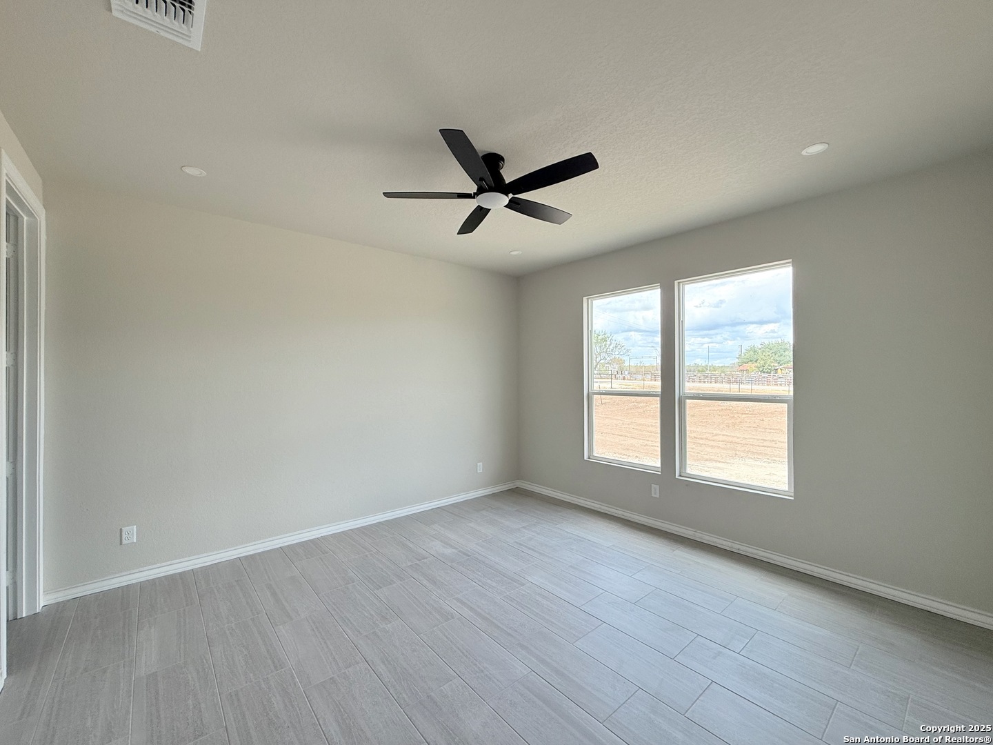 1416 Corgey Road Pleasanton TX 78064