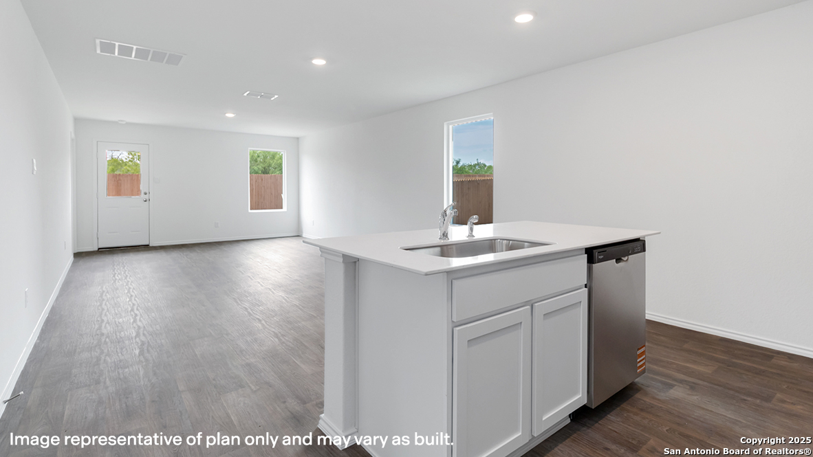 13830 Petronila Jade San Antonio TX 78253