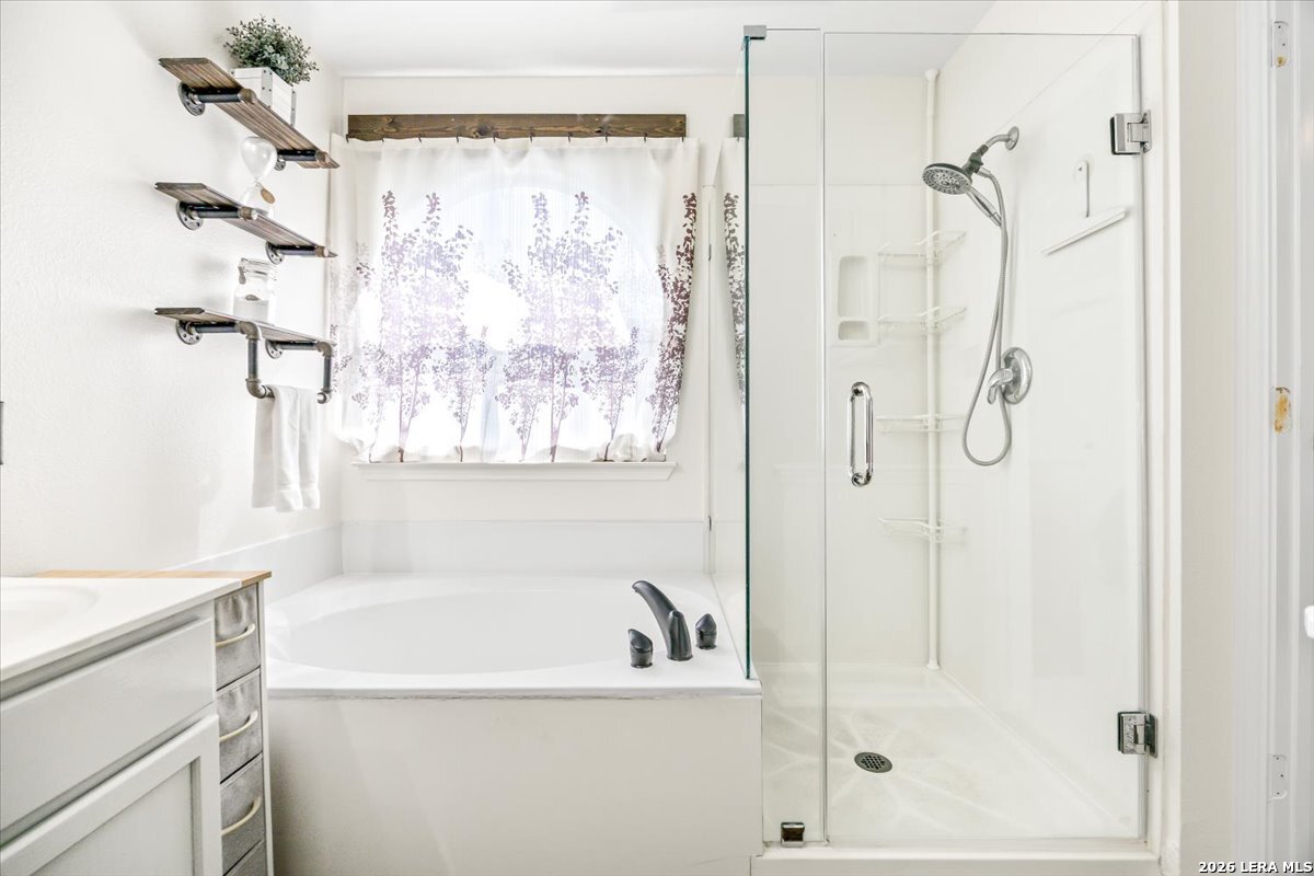 120 Kitty Hawk Run Cibolo TX 78108