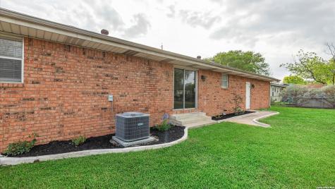273 Meadow Avenue New Braunfels TX 78130