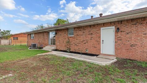 273 Meadow Avenue New Braunfels TX 78130