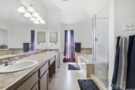 4307 Lakebend West San Antonio TX 78244
