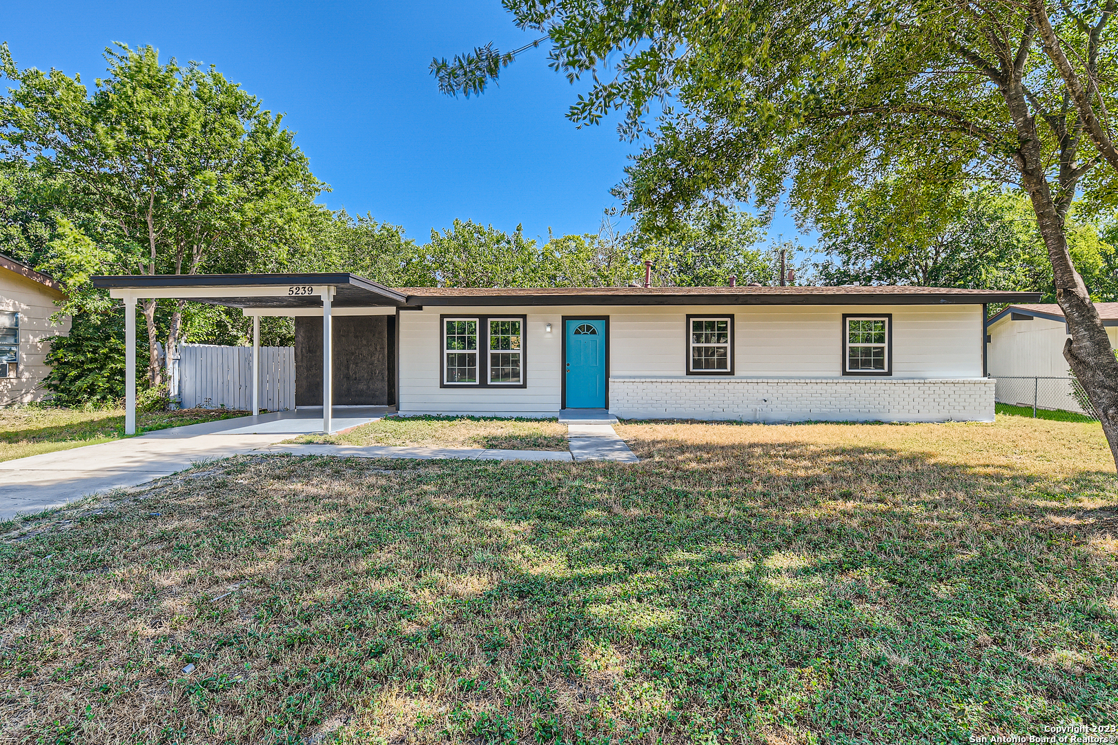 5239 Village Glen San Antonio TX 78218