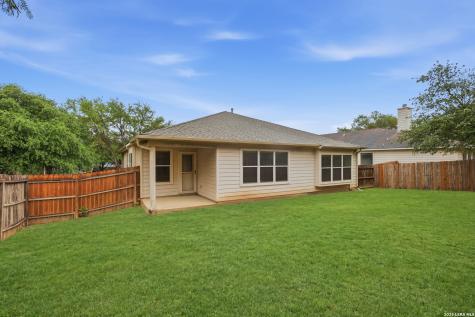 15623 Hastings Park Selma TX 78154