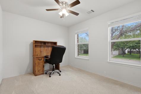 15623 Hastings Park Selma TX 78154