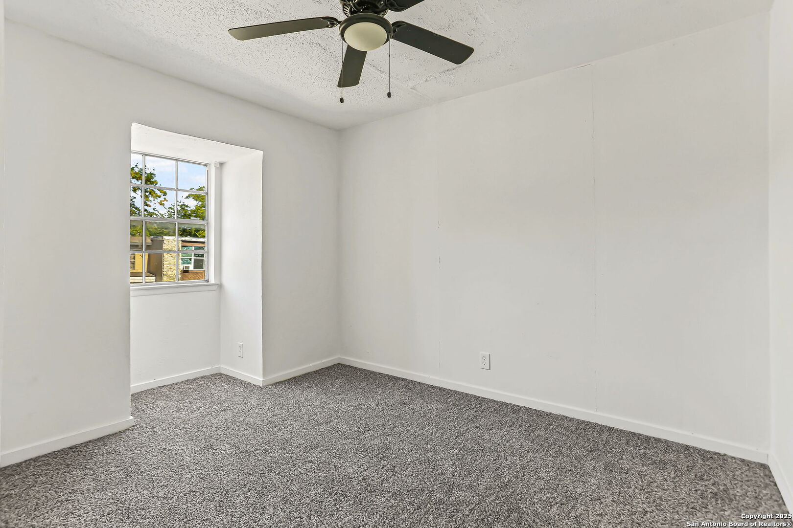7032 Glen Mist San Antonio TX 78239