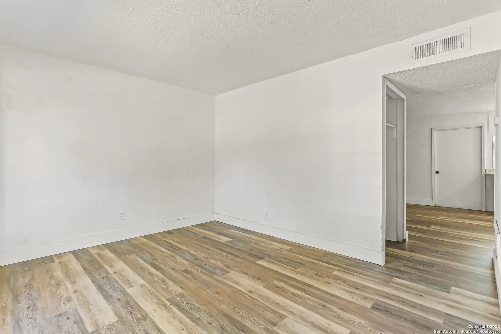 7032 Glen Mist San Antonio TX 78239