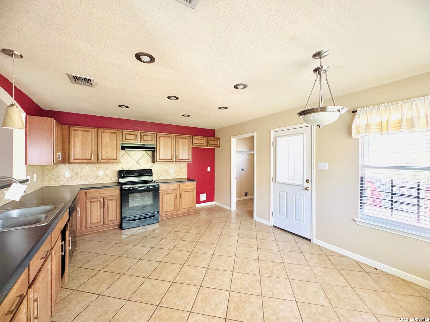 9335 Ingleton San Antonio TX 78245