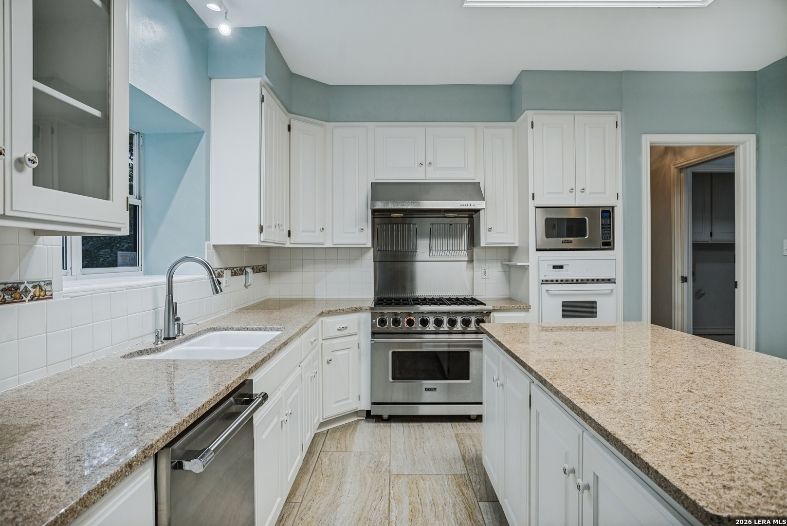 13238 Hunters View Street San Antonio TX 78230