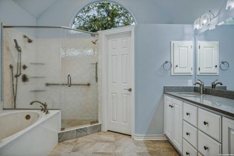13238 Hunters View Street San Antonio TX 78230