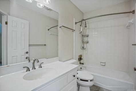 13238 Hunters View Street San Antonio TX 78230