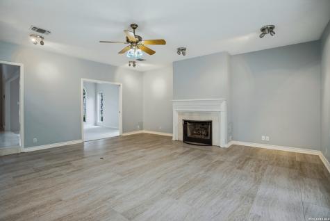 13238 Hunters View Street San Antonio TX 78230